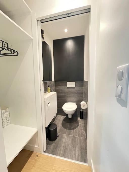 Paris Central 1 Bedroom Apartment With Ac Экстерьер фото